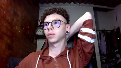 Vicent Brais online show from 02/16/25, 01:03