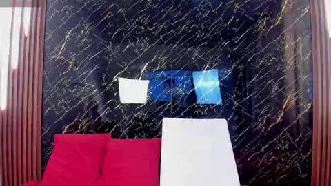 Snapshot of vichy_evans chatting on 01/05/26, 07:17 Vichy Everyday From 1400 to 2130 Col Time online show from 01/05/26, 07:17