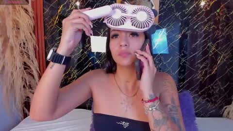 Snapshot of vichy_evans chatting on 02/11/26, 07:08 Vichy Everyday From 1400 to 2130 Col Time online show from 02/11/26, 07:08