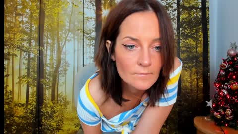 ViciousQueenu can call me Laura online show from 12/19/25, 05:53