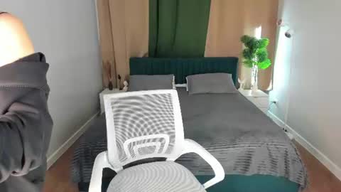 vicki_milles online show from 07/28/26, 03:21