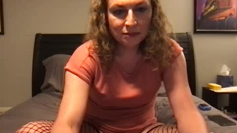 Snapshot of vicki_stockings chatting on 09/09/25, 02:22 Vicki Stockings online show from 09/09/25, 02:22