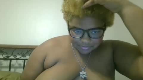 vickiryder56 online show from 11/13/25, 03:55