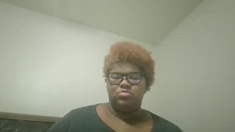 vickiryder56 online show from 12/19/25, 05:03