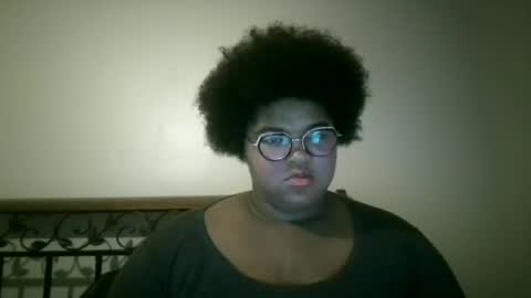 Snapshot of vickiryder56 chatting on 07/04/26, 03:24 vickiryder56 online show from 07/04/26, 03:24