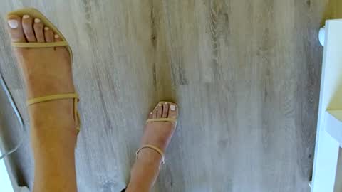 Vickkeee online show from 06/26/26, 12:04