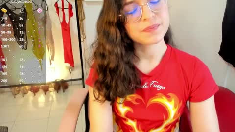 Snapshot of vicky_cristinax chatting on 12/07/24, 07:05 Vicky online show from 12/07/24, 07:05