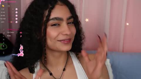vicky_curly online show from 09/18/25, 09:39