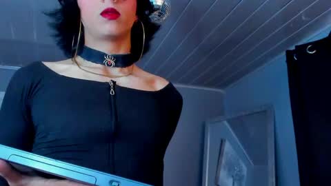 Snapshot of vicky_fant4sy chatting on 05/04/26, 08:27 Vicky online show from 05/04/26, 08:27