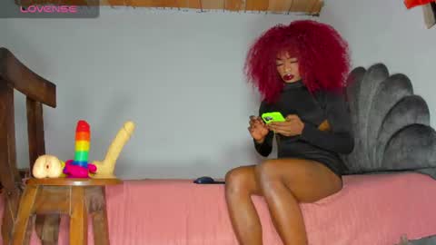 Snapshot of vicky_hotteei chatting on 06/17/26, 04:04 vicky manuela online show from 06/17/26, 04:04