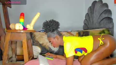 Snapshot of vicky_hotteei chatting on 06/18/26, 05:30 vicky manuela online show from 06/18/26, 05:30