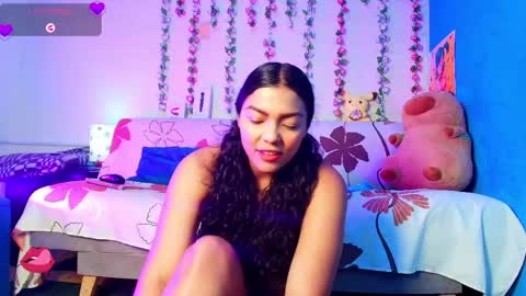 vicky_miller_05 online show from 04/13/26, 07:19