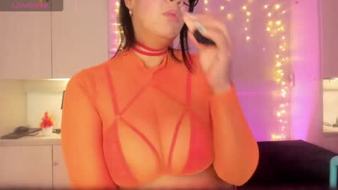 V I C K Y online show from 05/11/26, 08:06