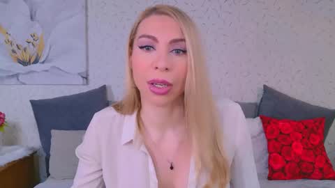 Snapshot of vicky_venus chatting on 06/04/26, 02:28 VickyVenus online show from 06/04/26, 02:28