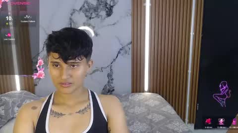 Snapshot of vicky_wel chatting on 04/30/26, 10:14 Victoria y Danniela online show from 04/30/26, 10:14
