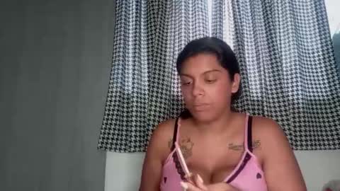 vickyhm22 online show from 09/25/25, 11:14