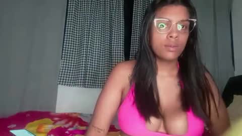 vickyhm22 online show from 10/06/25, 03:26