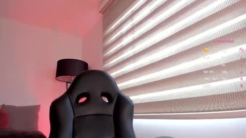 Victoria  online show from 11/08/25, 05:12