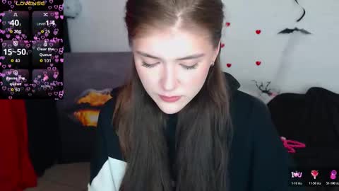 Victoria online show from 11/15/25, 09:28