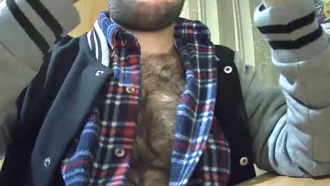 VictorHume online show from 12/01/24, 04:51