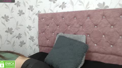 Victoria  online show from 12/20/24, 11:47