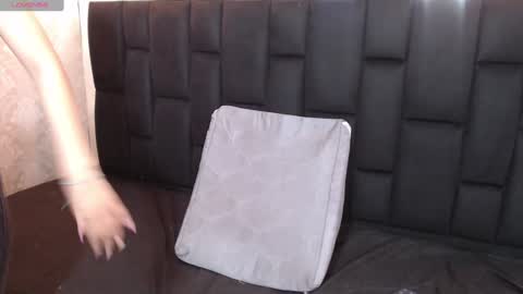 Victoria  online show from 01/15/25, 03:54