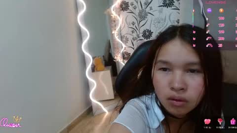 victoria1_tay online show from 05/18/26, 12:00