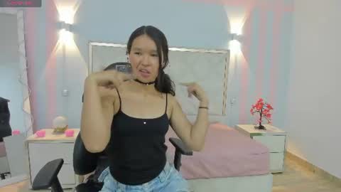 Snapshot of victoria1_tay chatting on 06/16/26, 09:17 victoria1_tay online show from 06/16/26, 09:17