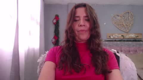 Snapshot of victoria25_meester chatting on 12/19/24, 08:02 Hi guys   Im victoria  Be the one who can control me in PVT online show from 12/19/24, 08:02