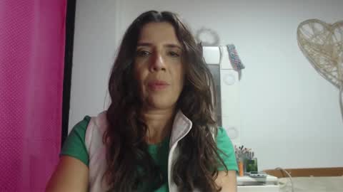 Snapshot of victoria25_meester chatting on 01/19/25, 11:00 Hi guys   Im victoria  Be the one who can control me in PVT online show from 01/19/25, 11:00