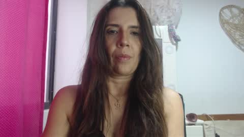 Snapshot of victoria25_meester chatting on 01/20/25, 08:40 Hi guys   Im victoria  Be the one who can control me in PVT online show from 01/20/25, 08:40