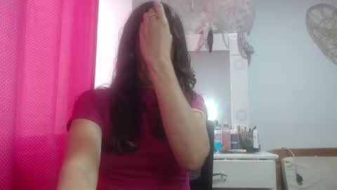Snapshot of victoria25_meester chatting on 01/27/25, 06:09 Hi guys   Im victoria  Be the one who can control me in PVT online show from 01/27/25, 06:09