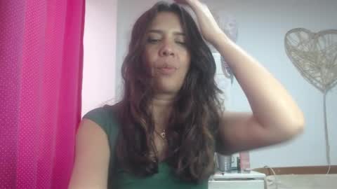 Snapshot of victoria25_meester chatting on 02/04/25, 09:41 Hi guys   Im victoria  Be the one who can control me in PVT online show from 02/04/25, 09:41