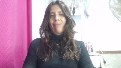 Snapshot of victoria25_meester chatting on 02/06/25, 10:32 Hi guys   Im victoria  Be the one who can control me in PVT online show from 02/06/25, 10:32