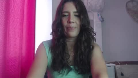 Snapshot of victoria25_meester chatting on 02/09/25, 02:40 Hi guys   Im victoria  Be the one who can control me in PVT online show from 02/09/25, 02:40