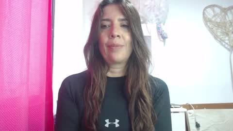 Snapshot of victoria25_meester chatting on 02/12/25, 04:00 Hi guys   Im victoria  Be the one who can control me in PVT online show from 02/12/25, 04:00