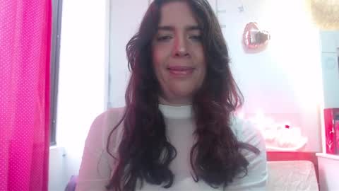 Snapshot of victoria25_meester chatting on 03/09/25, 01:37 Hi guys   Im victoria  Be the one who can control me in PVT online show from 03/09/25, 01:37