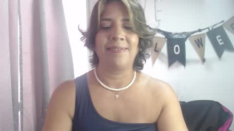 Snapshot of victoria25_meester chatting on 10/16/25, 02:51 Hi guys   Im victoria  Be the one who can control me in PVT online show from 10/16/25, 02:51