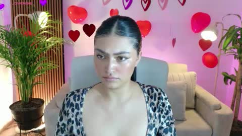 victoria online show from 02/17/26, 01:40