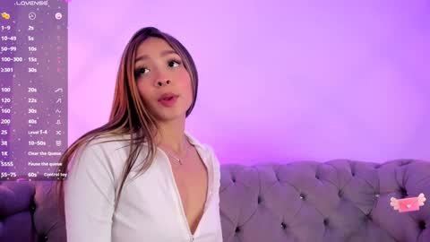 Snapshot of victoria_adams14 chatting on 01/23/25, 06:14 Victoria for you online show from 01/23/25, 06:14