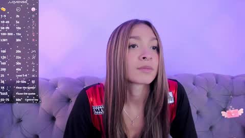 Snapshot of victoria_adams14 chatting on 02/04/25, 06:27 Victoria for you online show from 02/04/25, 06:27