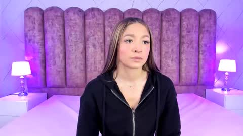 Snapshot of victoria_adams14 chatting on 02/13/25, 11:50 Victoria for you online show from 02/13/25, 11:50