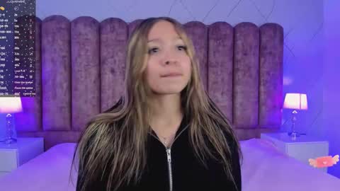 Snapshot of victoria_adams14 chatting on 02/21/25, 11:55 Victoria for you online show from 02/21/25, 11:55
