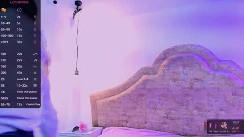 Snapshot of victoria_adams14 chatting on 03/08/25, 11:37 Victoria for you online show from 03/08/25, 11:37