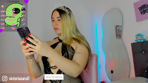 Victoria  independent model online show from 04/04/26, 02:58