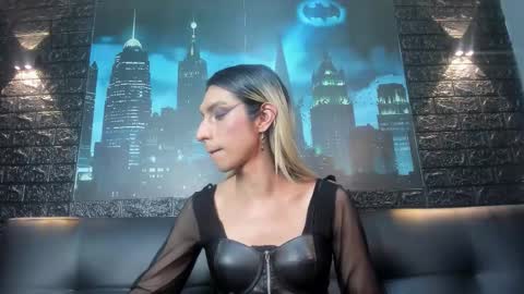 Victoria online show from 11/06/25, 09:37