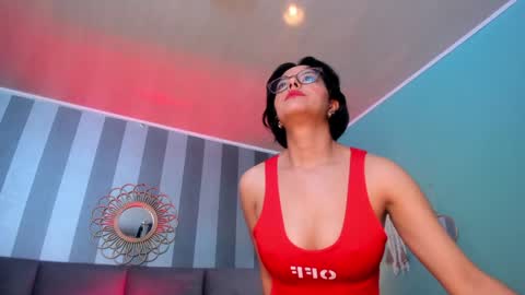 Victoria online show from 12/14/24, 01:59