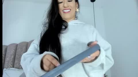 valentina online show from 10/05/25, 11:41