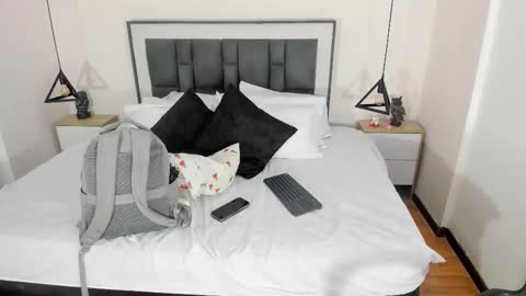 valentina online show from 11/29/25, 11:02