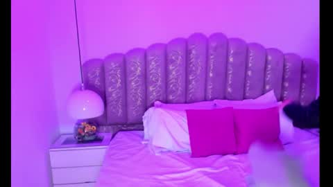 valentina online show from 01/16/26, 12:09